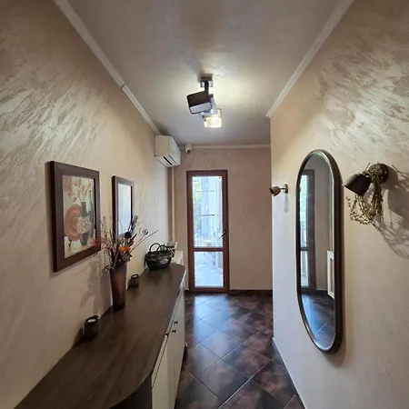Divine Apartmán Burgas City