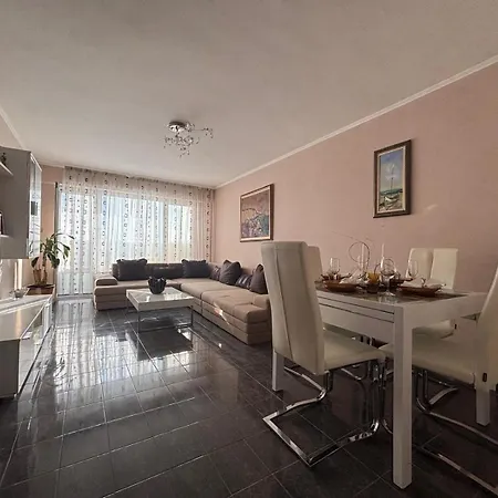 Divine Apartmán