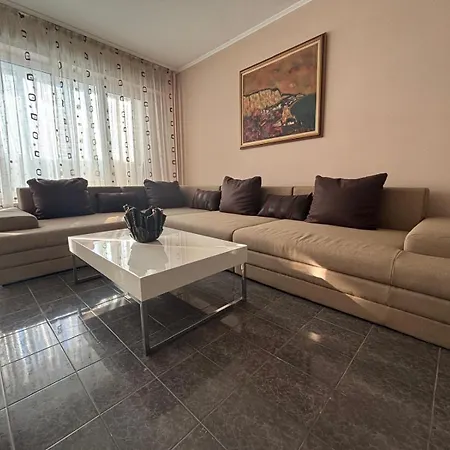 Divine Apartmán Burgas City